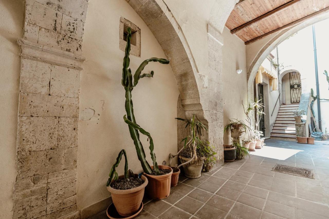 Ferienwohnung Ares, Ermes ed Athena Syrakus Exterior foto